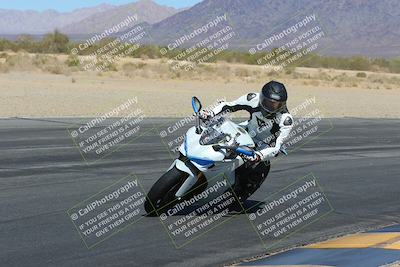 media/Mar-24-2025-Moto Forza (Mon) [[57ce5c5cff]]/3-Beginner Group/Session 3 (Turn 6 Inside)/